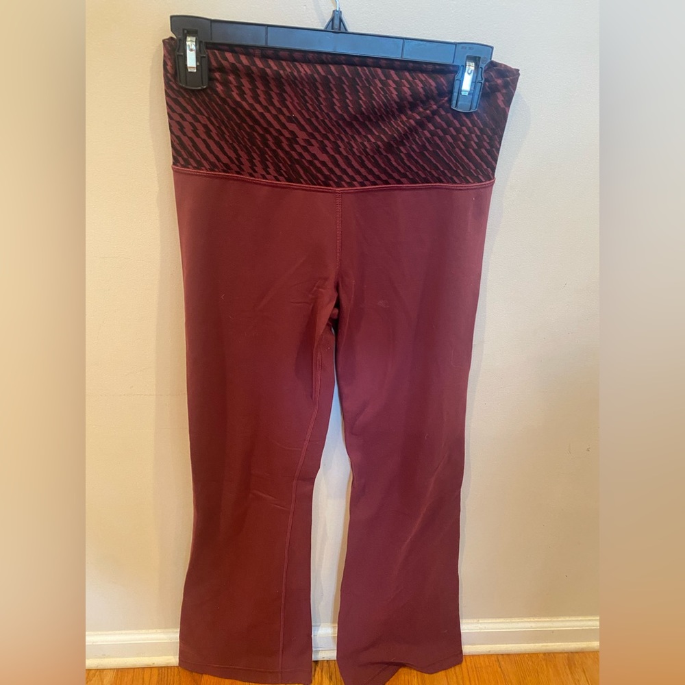 High rise maroon yoga flare pants . No flaws “.size 8